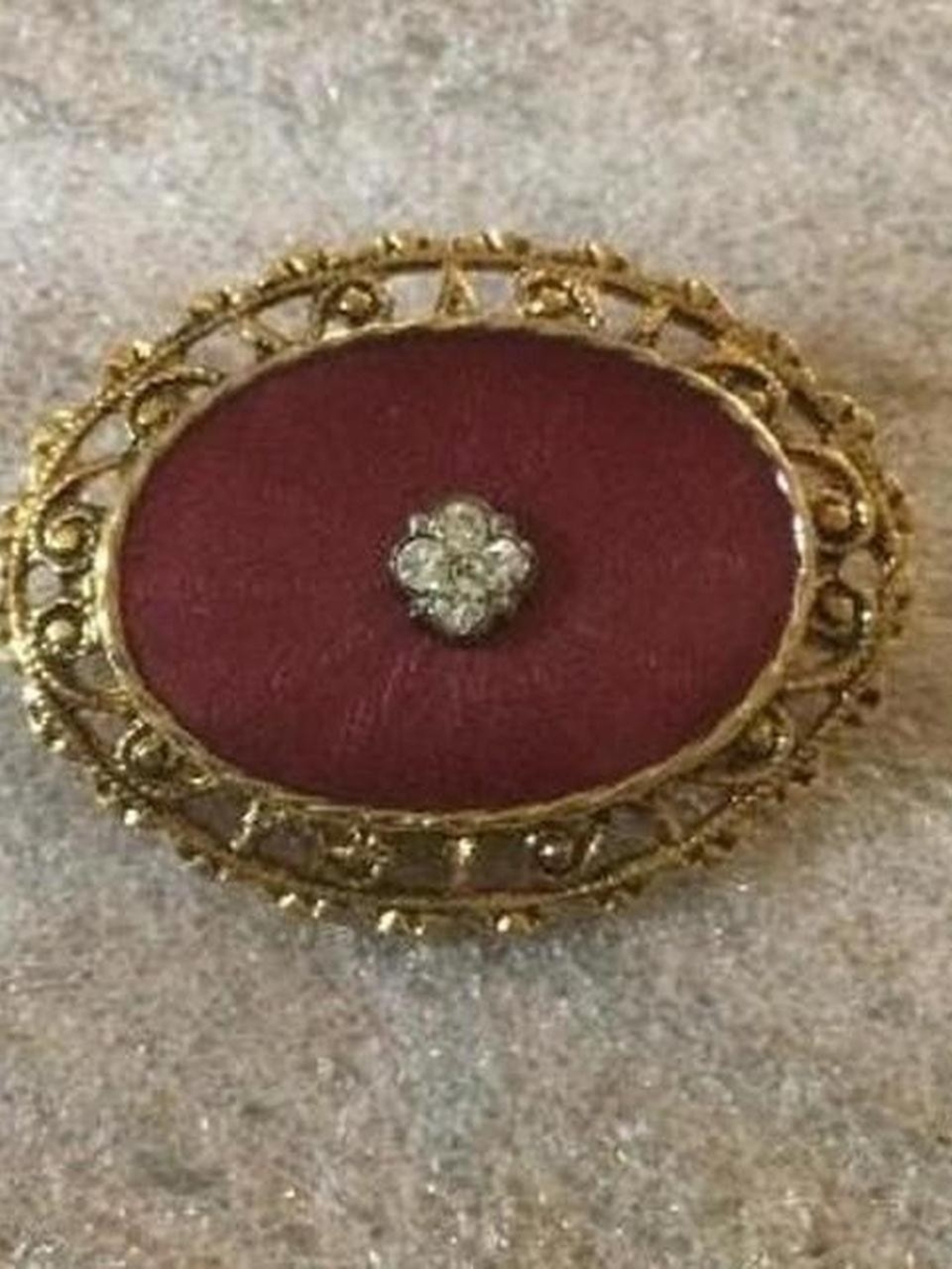 Classic Oval Pin